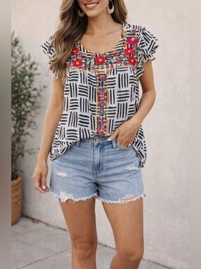 Savana Jane Embroidered Boho Top Large Floral Peasant Blouse EUC
